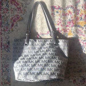 MICHAEL Michael Kors Tote